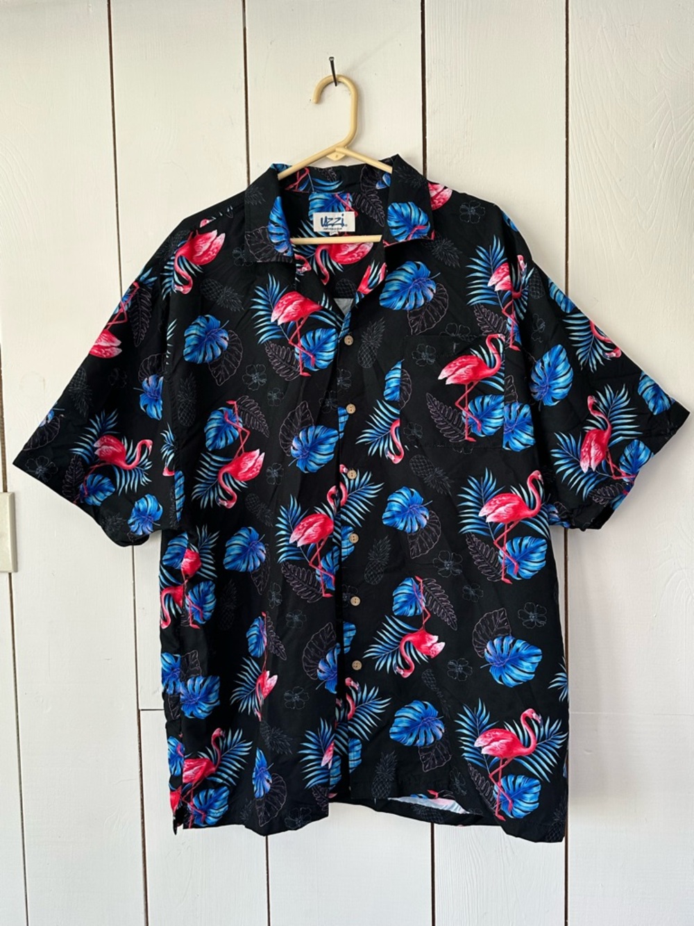 Uzzi Men's XXL Pink Flamingos Hawaiian Shirt Black Blue